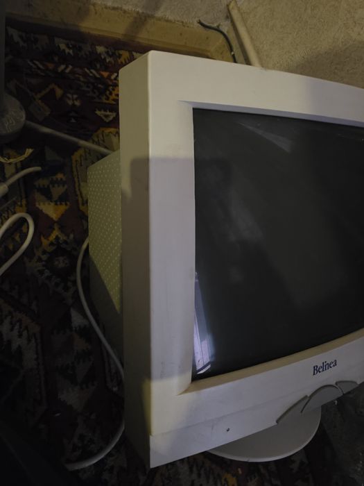 Монитор CRT  Belinea