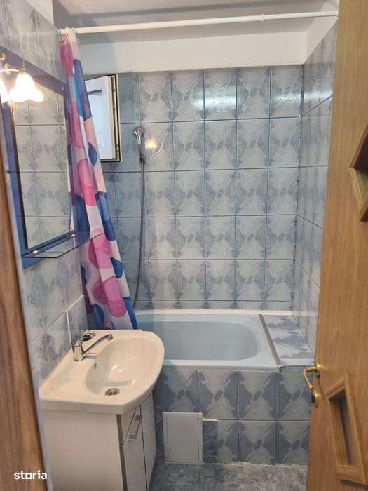 Apartament 3camere de închiriat
