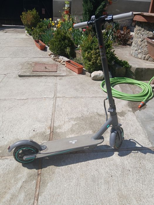 Vând trotineta electrica