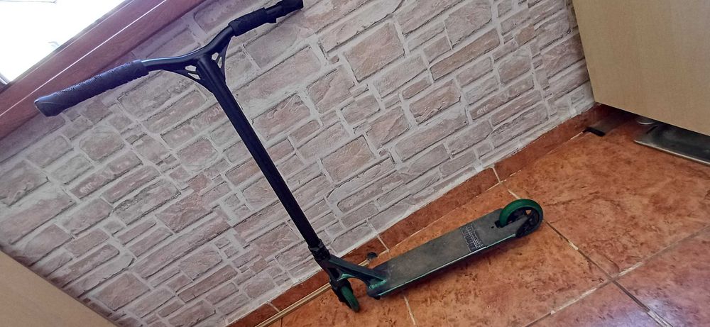 Trotineta freestyle Blunt Prodigy, cadou set ptotectie