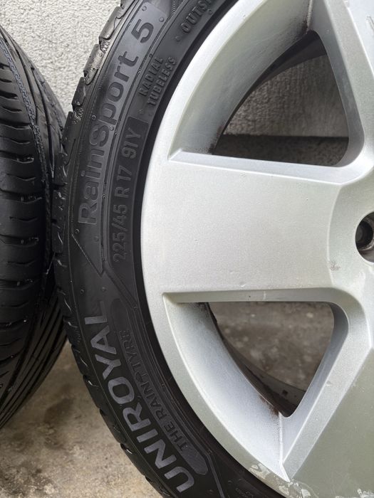 Vand jante Skoda pe 17” prindere 5x112 cu cauciucuri vara 225/45/17
