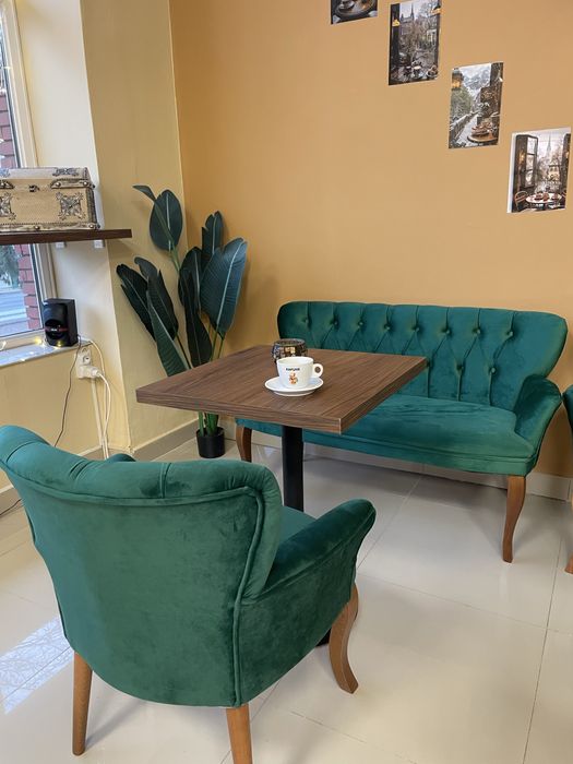 Set canapea cu 2 fotolii