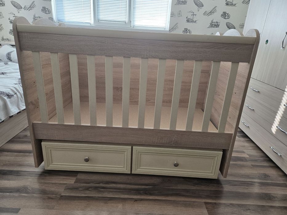 Продавам креватче 120/60