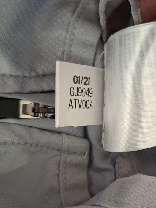 Adidas-Ориг. Тънко яке Ново!!!