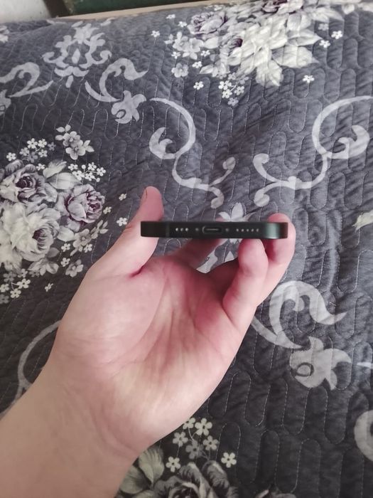 Продаю Iphone 16e 91%, 128 гб