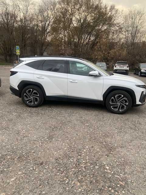 Прдам автомобиль Hyundai Tuscon