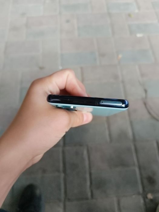Обменяю Samsung s20 fe (128 Гб)