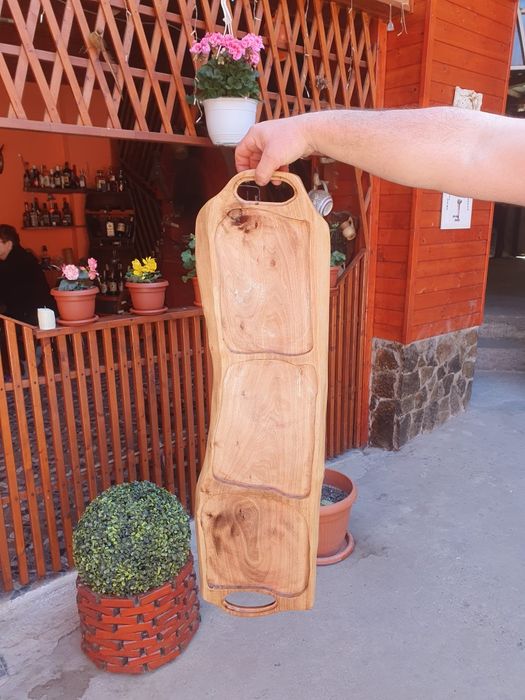 Platouri din lemn de nuc  90/30  sunt făcute manual!,,,..