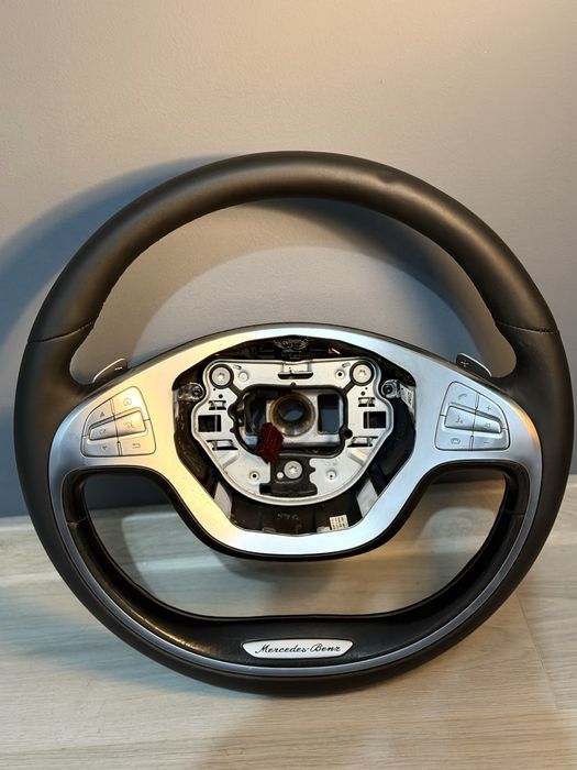 Волан Mercedes W222 Като нов