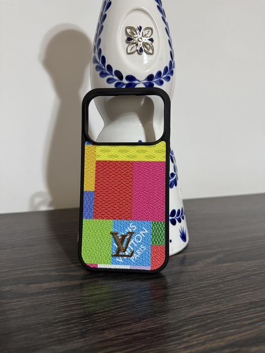 Husa Gucci Louis Vuitton Hermes Louboutin iPhone 17 Pro iPhone 17 Pro