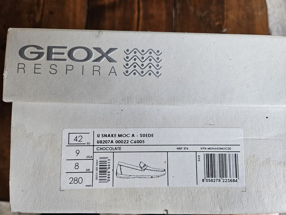 Mocasini Geox piele întoarsă