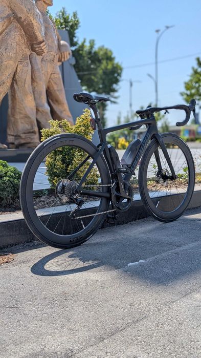 Продам кастомный карбоновый шоссейник Specialized Tarmac SL8