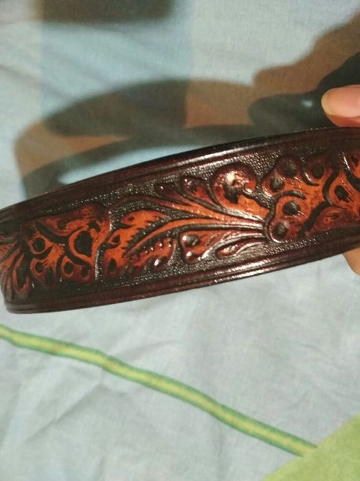 Ремень кожанный, стильный и красивый