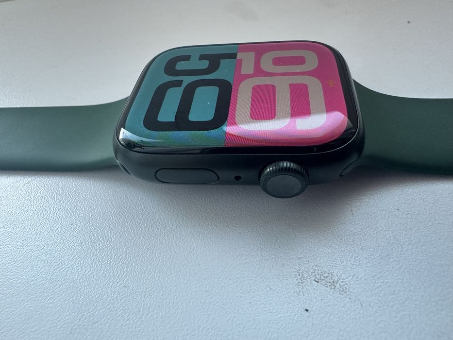 Apple watch 7 series 45 mm.