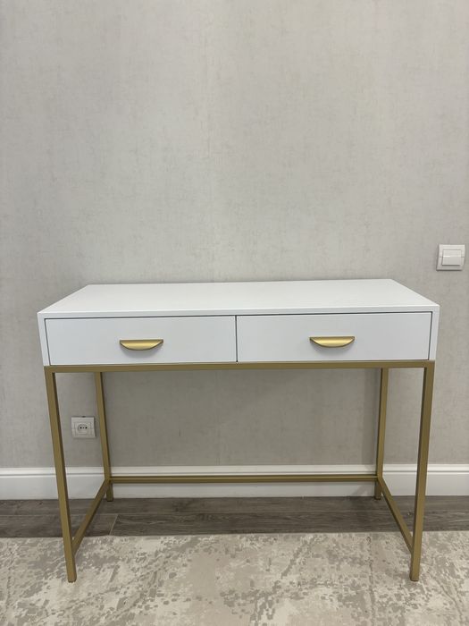 Продам спальный гарнитур