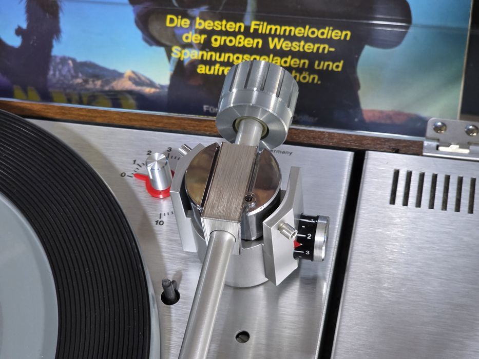 Pick-up TELEFUNKEN w-250,acusta stereo high-fidelity,  vintage impecabil,  full automatic ,shure m75mb