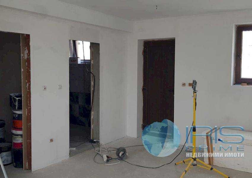 Продава се Къща в Шумен, Добруджански - 225 кв.м за 889 €/кв.м - Снимка #9