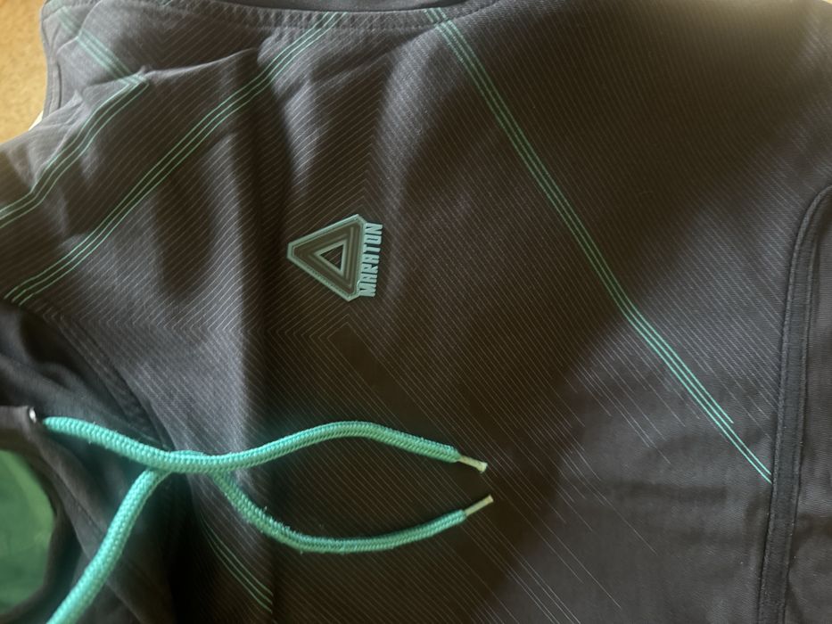 Спортивная кофта