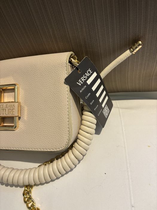 versace чанта нова екрю