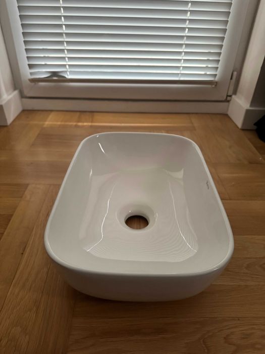 Rea Belinda mini мивка за монтиране върху плот