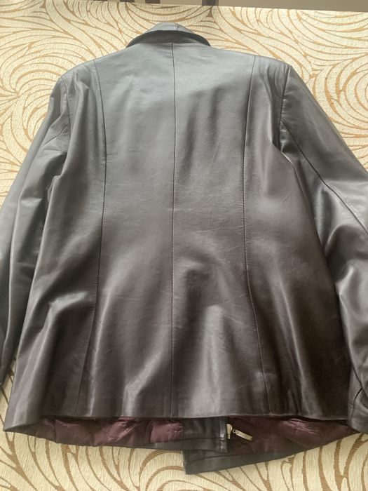 Geaca stil pardesiu din piele de Dama ca NOUA
