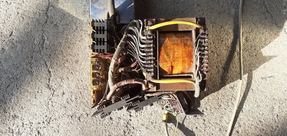 Sursa de curent stabilizat