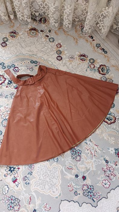 Италия. 500 теңге. Продам  платья дёшево