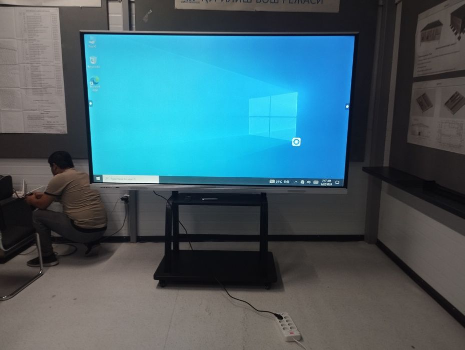 Интерактивная доска 75-дюйм Прямые поставки с Китая без посредников.