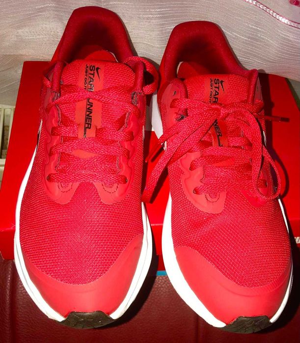 Adidasi Nike nr. 38,5 si Adidas nr. 39,5