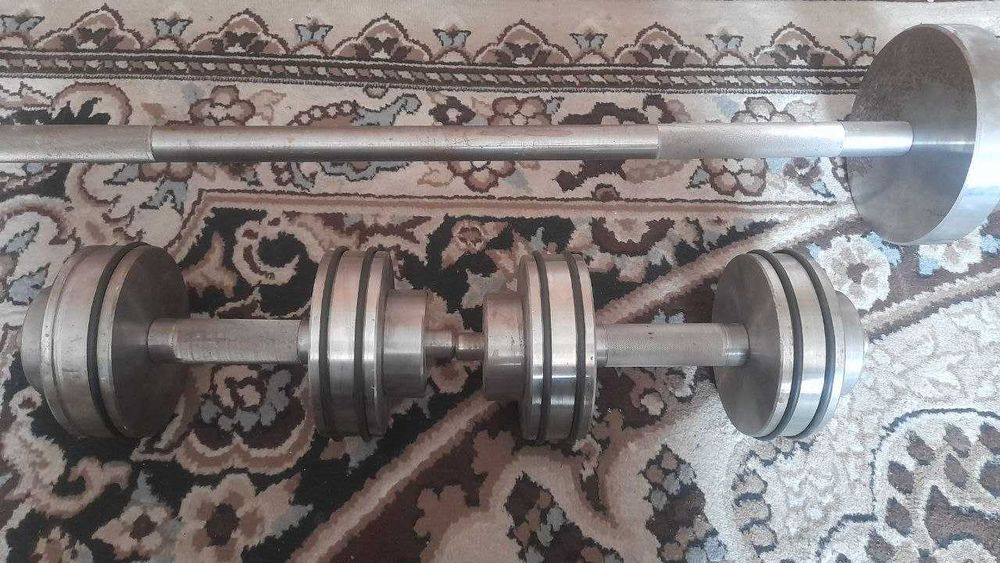 Продаются гантели и штанга!