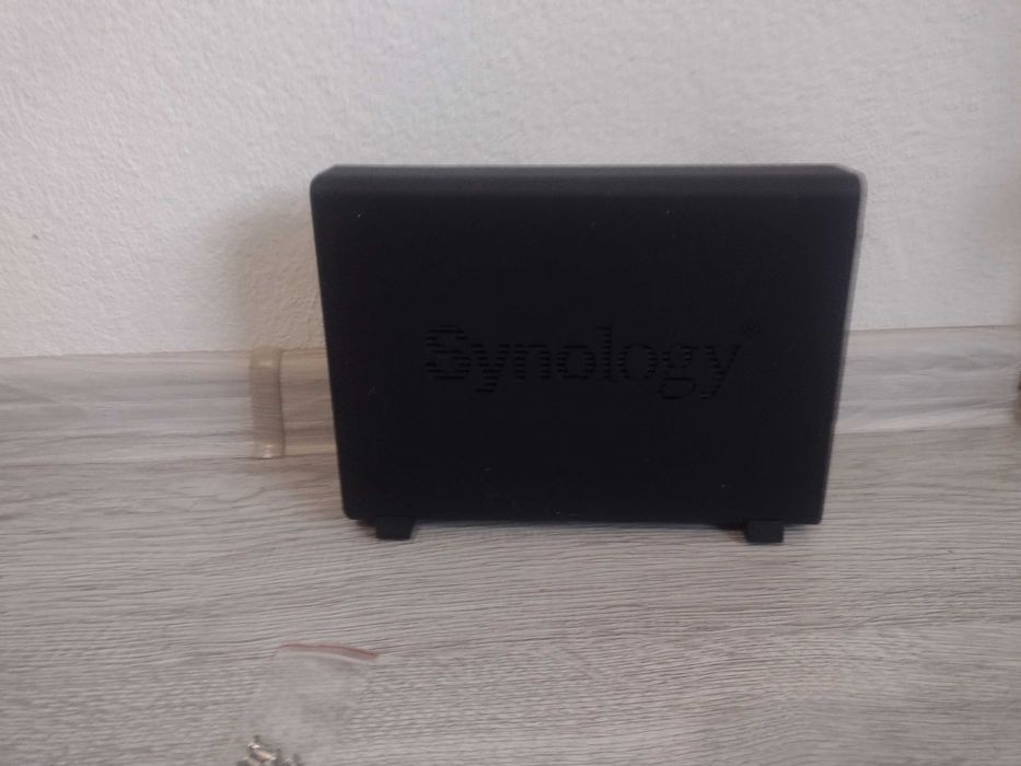 Synology DS218 play NAS server
