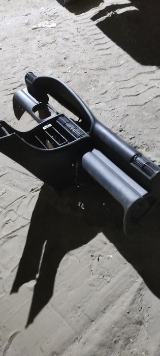 Запчасти на Ауди 100 с4