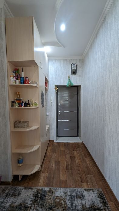 продам 3 комнатную