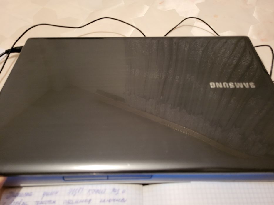 Ноутбук самсунг нормальный