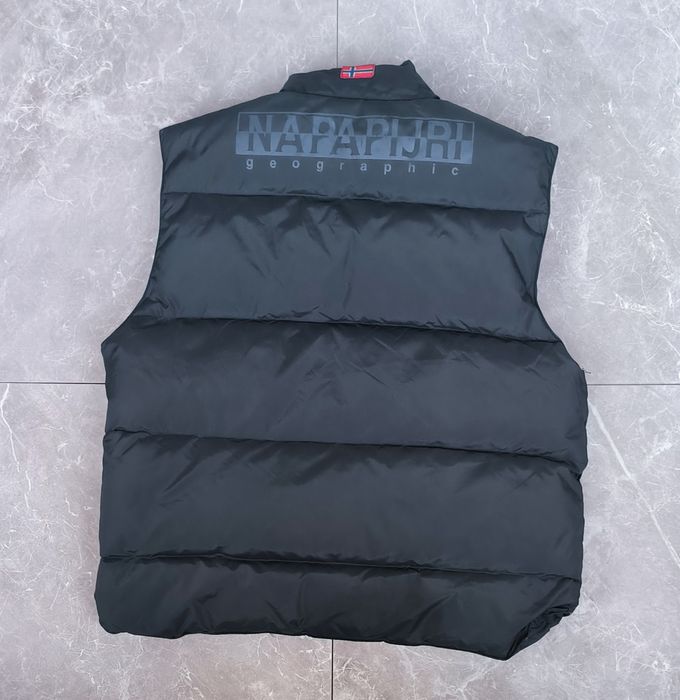 Napapijri Пухен Елек L размер