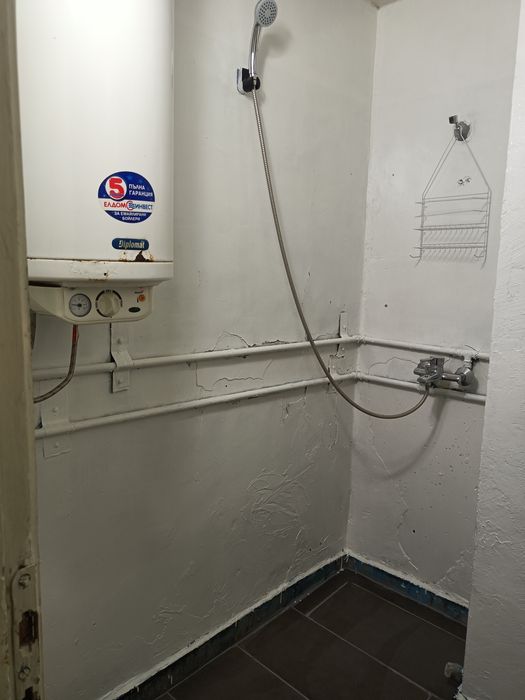 Дава се под наем Тристаен апартамент в Търговище, Боровец - 60 кв.м за 255 € - Снимка #5