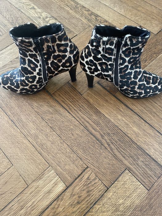 Ghete piele imprimeu leopard NOU fara eticheta