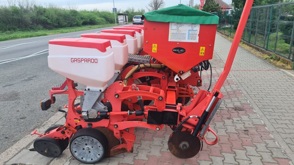 Semanatoare porumb Gaspardo MTR 6 cadru hidraulic