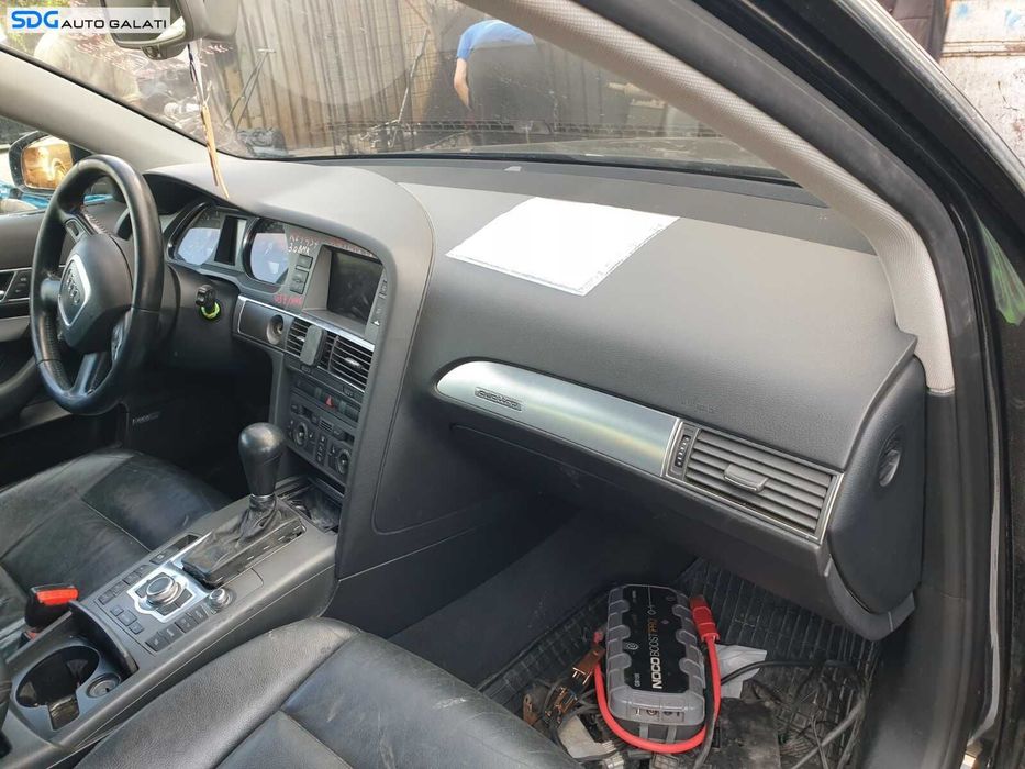Plansa Bord Neagra Goala Dezechipata Audi A6 C6 4F 2005 - 2008 [C5605]