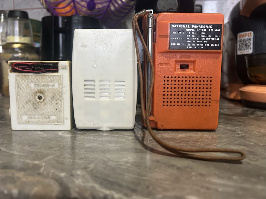 Radio vechi de buzunar wilco, national panasonic si cosmos