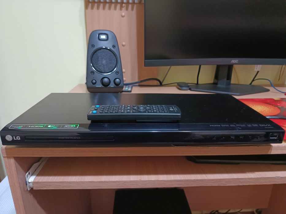 DVD LG Full HD cu telecomanda originala
