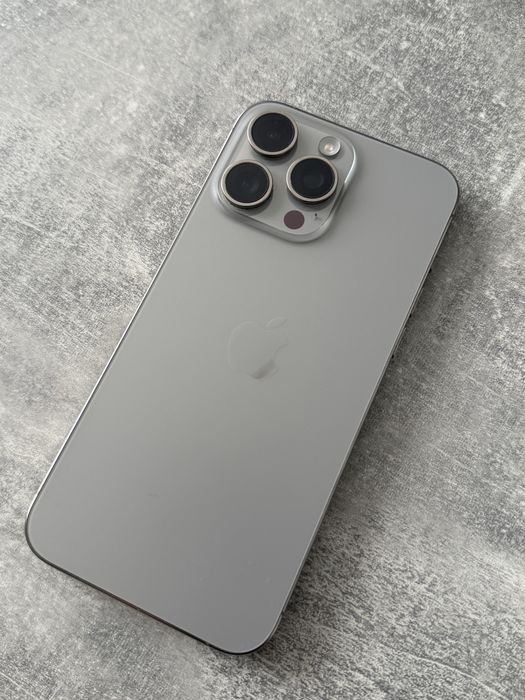 Iphone 15 promax natural titanium