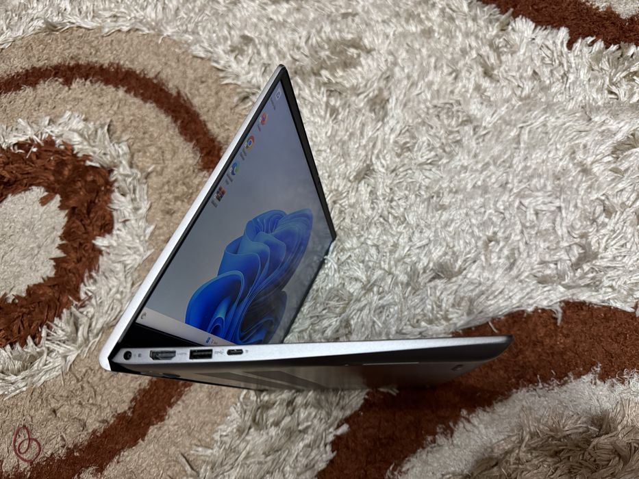 Laptop Dell Inspiron 14” Stare Super. Ryzen 7 (echivalent Intel i7)