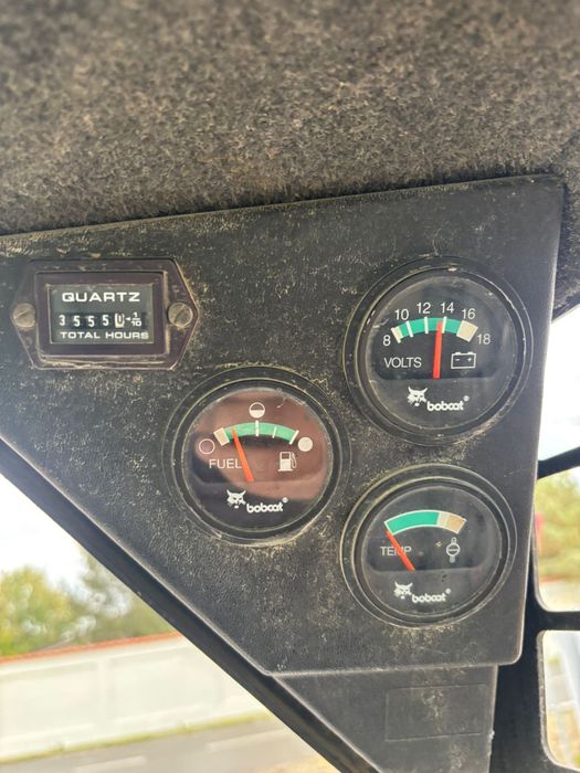 Bobcat 553 1.8 tone miniincarcator incarcator