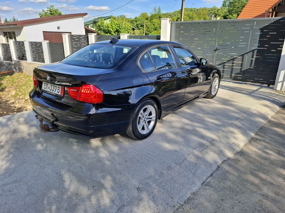 BMW 3 Series 2011 — imagine 4