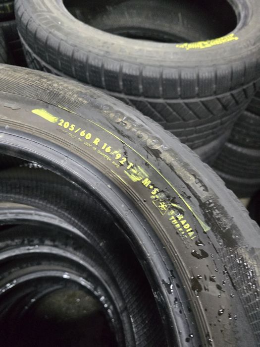 4x 205/60/16 M+S CONTINENTAL 2019 Stare excelentă