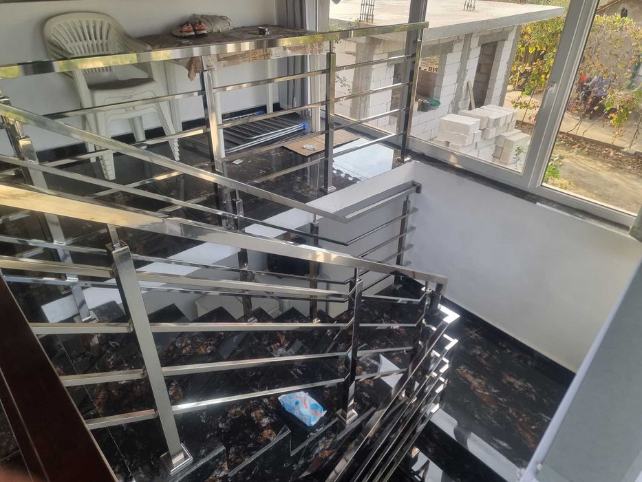 Balustrade din Inox 304 – Calitate Premium | Montaj Profesional