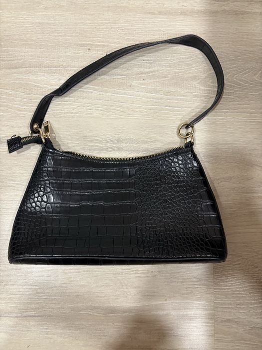 Louis Vuitton чанта и др.