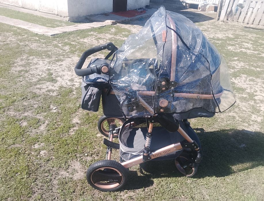 Коляска детская в отличным состоянии