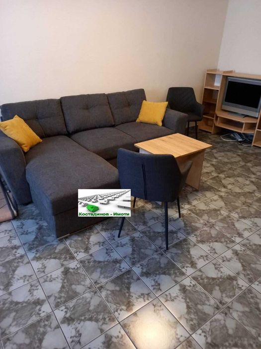 Дава се под наем Двустаен апартамент в Пловдив, Младежки Хълм - 80 кв.м за 450 € - Снимка #1